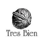 Tres Bien Logo